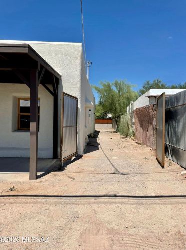 414 18th St, Tucson AZ 85745-3040 exterior