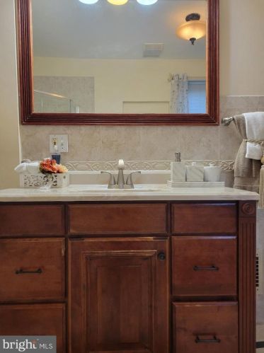 531 Benner St, Philadelphia PA 19149-3214 exterior