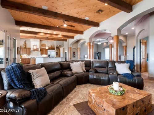 39618 12 St, Phoenix AZ 85086-8850 exterior