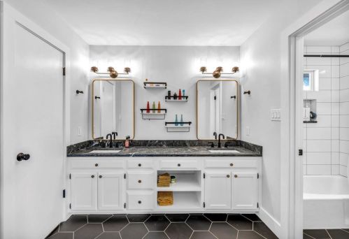 3300 Eldorado Trl, Austin TX 78739-5704 exterior