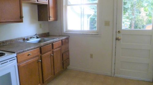 6336 Stanton Ave, Pittsburgh PA  15206-2247 exterior