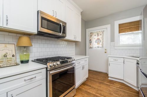 1831 Lyle Ave, Atlanta GA  30337-1204 exterior