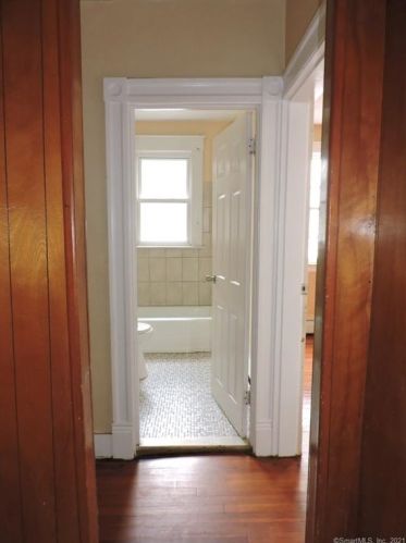 193 Bassett St, New Britain CT 06051-3421 exterior