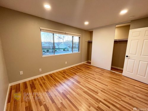 1502 Parkwood Pl, Concord CA 94521-2203 exterior