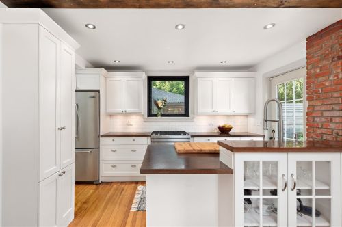 6338 Bryant St, Pittsburgh PA  15206-1703 exterior