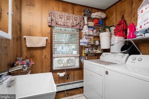 518 Schiller Ave, Trenton NJ 08610-6029 exterior