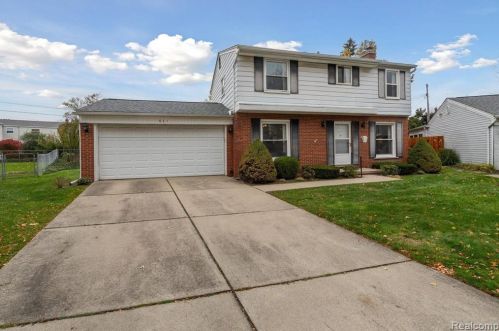 971 Shenandoah Ct, Clawson, MI 48017-1037
