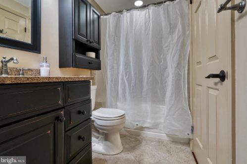 1609 Mithering Ln, Silver Spring MD 20905-7045 exterior