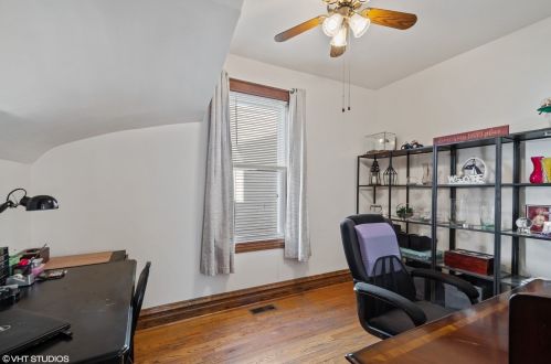 3913 Kenneth Ave, Chicago IL 60641-2838 exterior