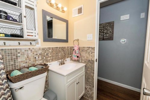 7937 Kingwood St, Saint Louis MO 63123-3554 exterior