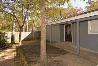 6 Canyon Oak Pl, Spring TX  77380-3817 exterior