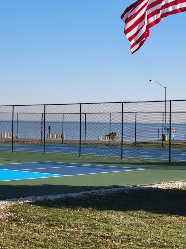 33654 Lotties Dr, New Baltimore MI 48047-2378 exterior