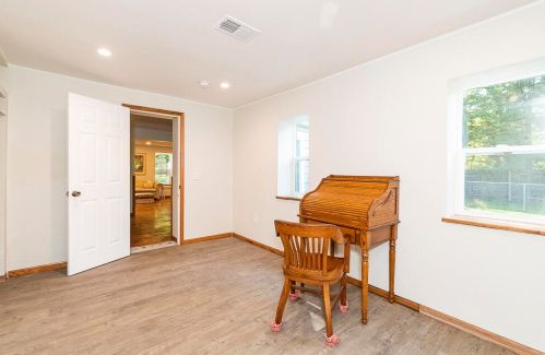 6922 Lovers Ln, Kalamazoo MI 49002-4427 exterior