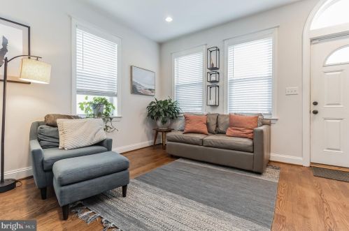 512 Roxboro Pl, Washington, DC 20011-1252