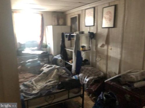 937 Jackson St, Philadelphia PA 19148-3120 exterior