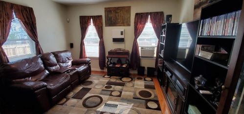 56 Sassafras St, Providence RI  02907-2026 exterior