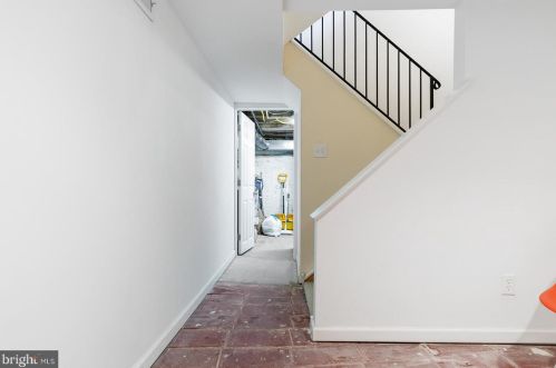 2572 Collins St, Philadelphia PA 19134-3710 exterior