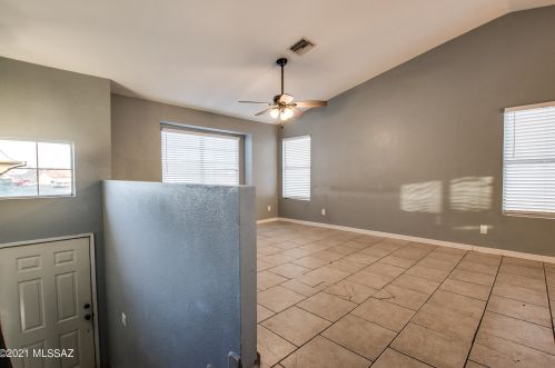 3413 Calle De Ln Bajada, Tucson AZ 85746-8341 exterior