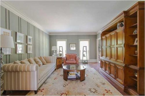 8 Heards Overlook Ct, Atlanta GA  30328-4747 exterior