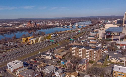 22 Loring St, Springfield MA 01105-2433 exterior