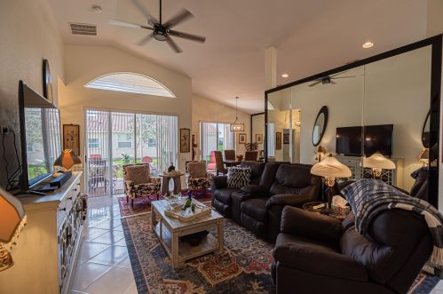 426 Springview Loop, Fort Pierce FL  34986-2663 exterior