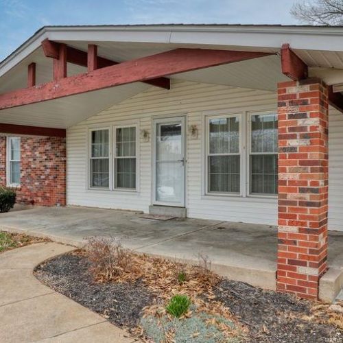 4859 Langtree Dr, Saint Louis, MO 63128-2728