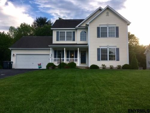 46 Aster Dr, Schenectady, NY 12148-1521