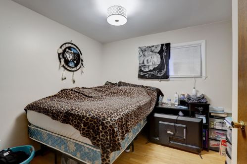 3375 98, Milwaukee WI 53222-3411 exterior