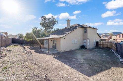 7209 Avenida Del Nopal, Tucson AZ  85746-7954 exterior