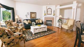 9010 Forest Home Ave, Milwaukee WI  53228-3426 exterior