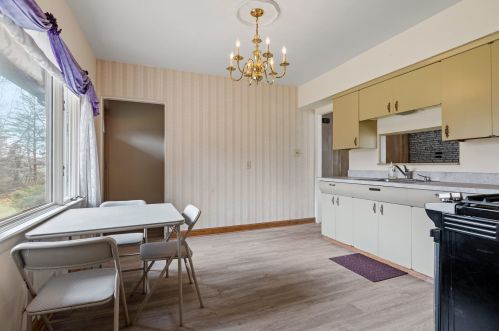 2580 Crystal Dr, Joliet IL 60404-6094 exterior