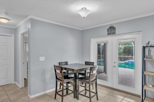 6505 Pensacola Rd, Fort Pierce FL  34951-1500 exterior