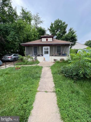 5508 Foote St, Washington, DC 20019-6722