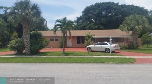 1524 4th St, Boca Raton FL  33486-3206 exterior