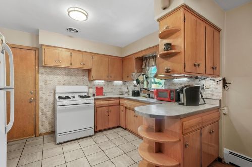 5759 63 Pl, Chicago IL 60638-5414 exterior