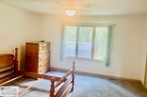 25353 Dunn Ct, New Baltimore MI 48051-1993 exterior