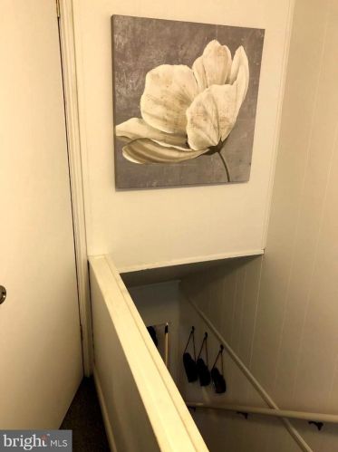 10 Fogarty Dr, Trenton NJ 08619-4320 exterior