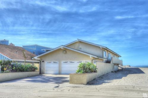 867 Mandalay Bch Rd, Oxnard CA 93035-1078 exterior