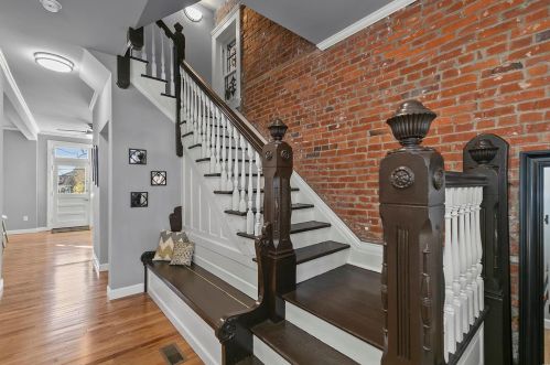 5642 Maple Ave, Saint Louis MO 63112-2722 exterior