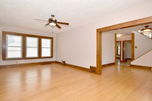 615 Saylor Ave, Elmhurst IL 60126-4305 exterior