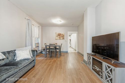 1632 Tripp Ave, Chicago IL 60639-4833 exterior