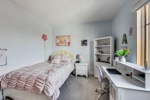 1453 Belden Ave, Chicago IL 60647-3220 exterior