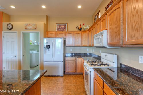 475 Calle Artistica, Green Valley AZ 85614-6160 exterior