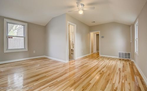 247 Frst Ave, Middletown NJ 07748-5720 exterior