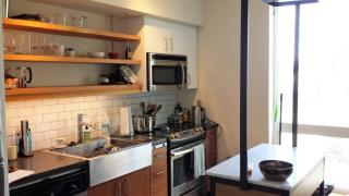 61 10th Ave, Portland OR  97214-3100 exterior