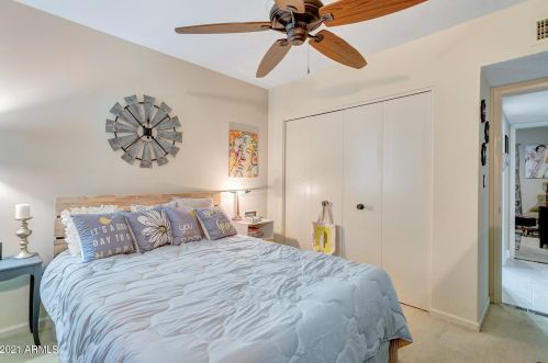 9242 34 Pl, Phoenix AZ 85028-4964 exterior