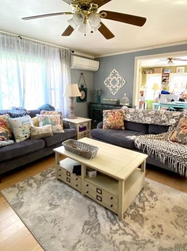 8 Casper Crk Rd, Poughkeepsie NY 12603-5004 exterior