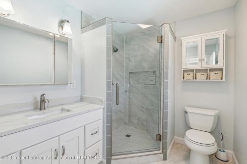 502 Brunswick Dr, Dewitt MI 48820-9189 exterior