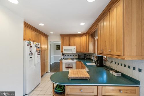 14032 Cricket Ln, Silver Spring MD 20904-5918 exterior