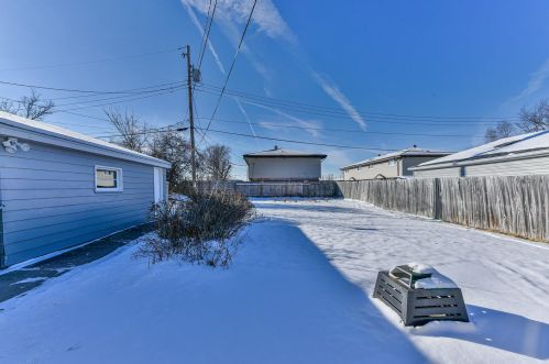 5327 90, Milwaukee WI 53214-2832 exterior